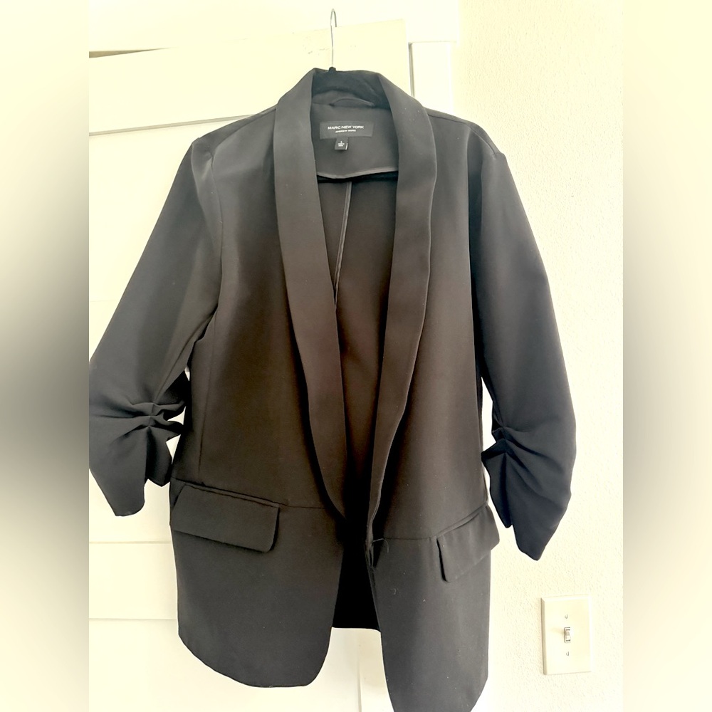 Like new open front blazer